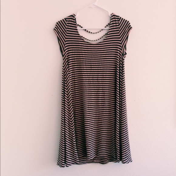 American Eagle Outfitters Dresses & Skirts - american eagle light pink and brown dress American Eagle Outfitters Dresses & Skirts - american eagle light pink and brown dress